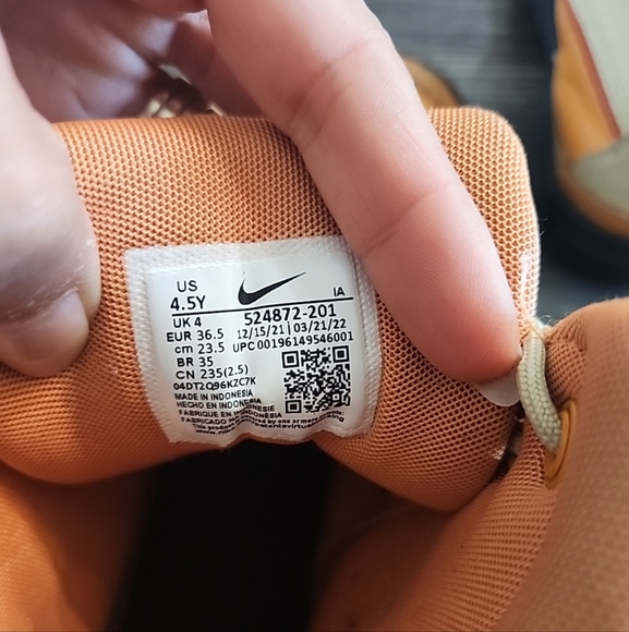 Nike ACG Kids' Tan and Orange Boots - Picture 5 of 9